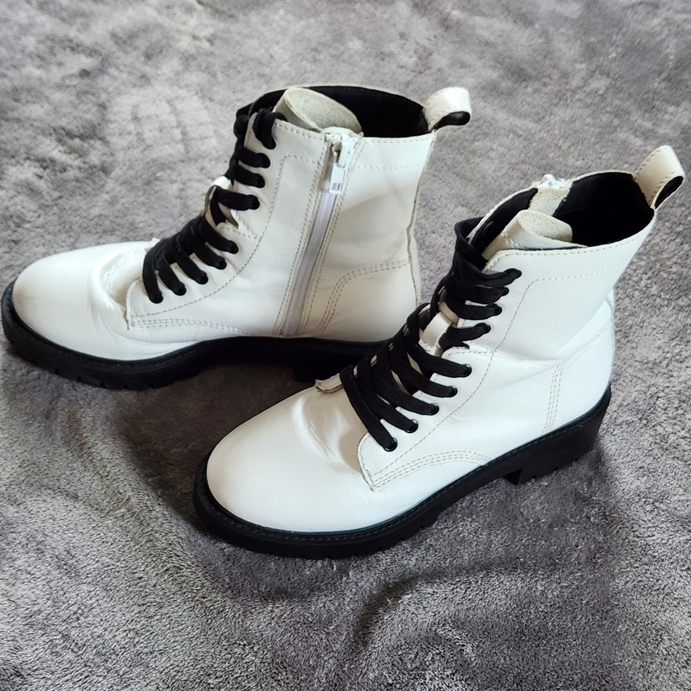 STEVE MADDEN White Leather Combat Boots Goth Grunge y2k Whimsigoth Size 5.5